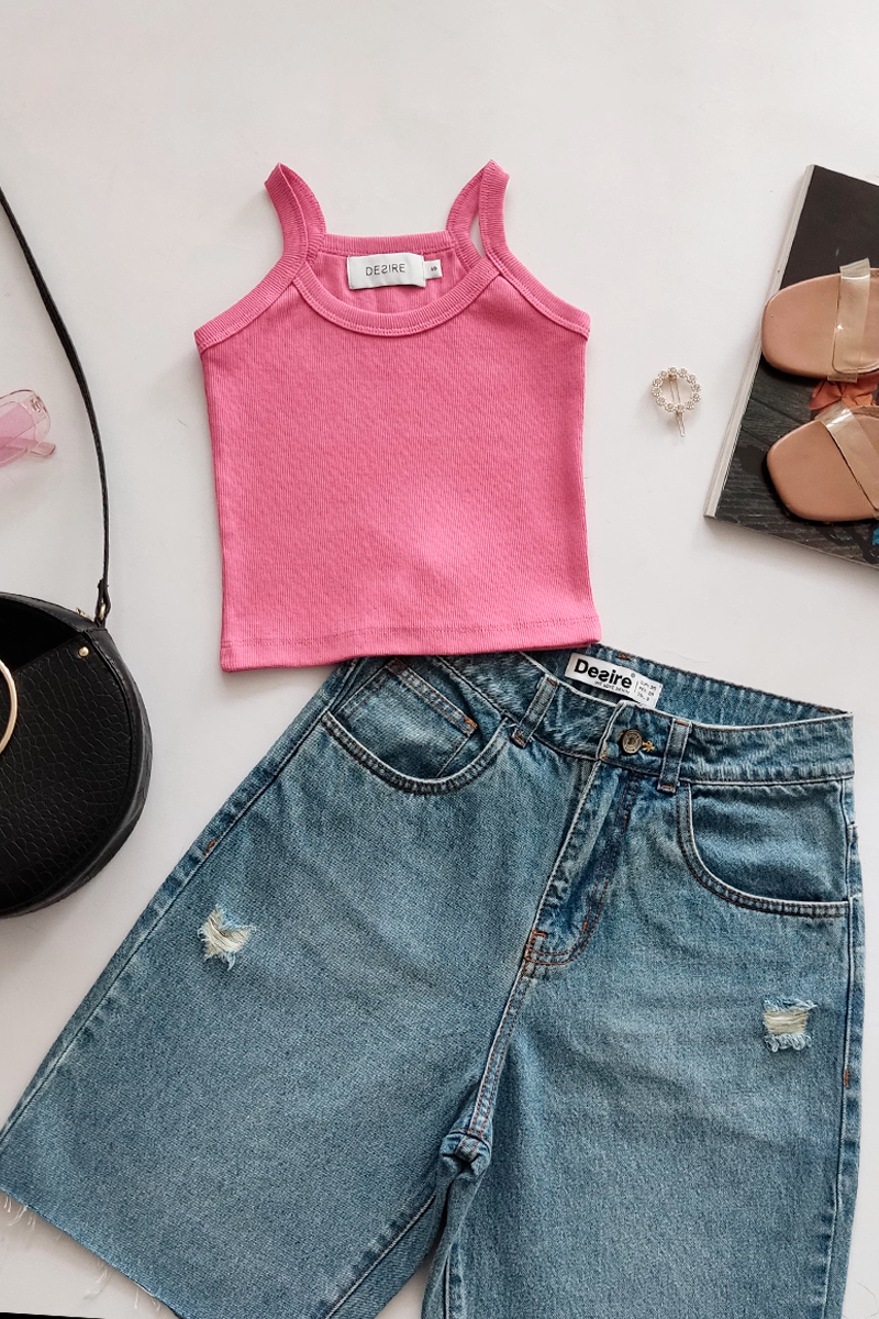 Are Top Fucsia