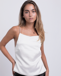 Top Lucia Perla